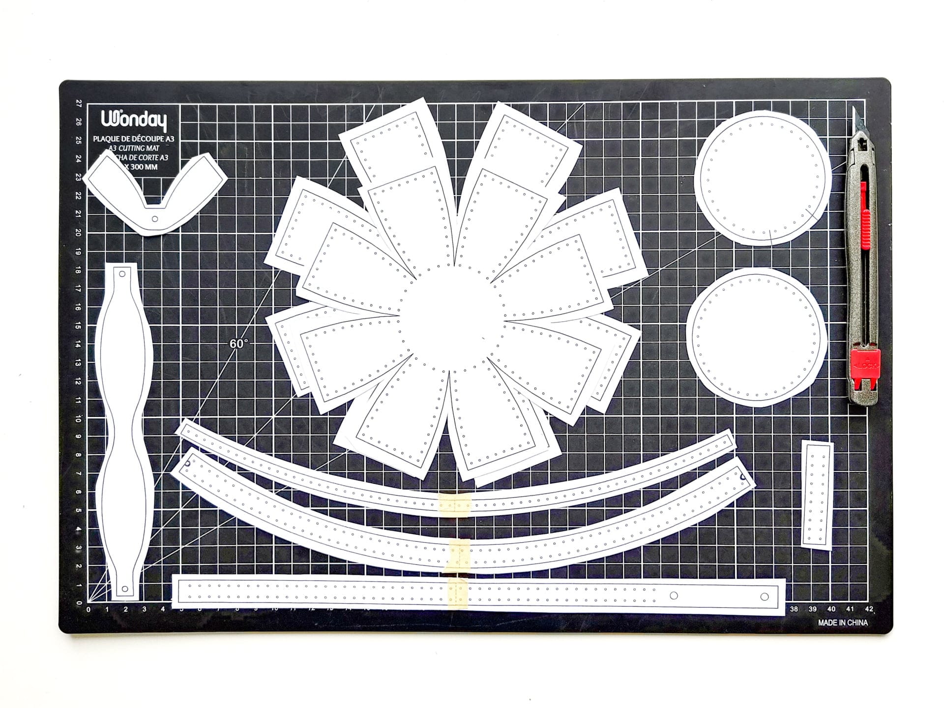 Easter Egg Candy Box Nomadecrafts Tutorial